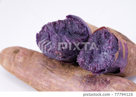 Roasted sweet potato (Murasakiimo) 77794128