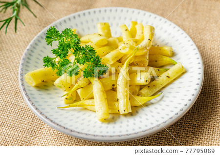 橄欖油炒黃豆 77795089