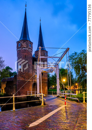 Oostport Eastern Gate of Delft at night. Delft, Netherlands 77795336
