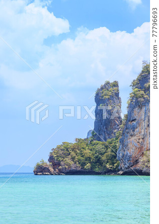 Beautiful crystal clear water at Koh Phak Bia Island in Andaman sea at Krabi, Thailand 77796693