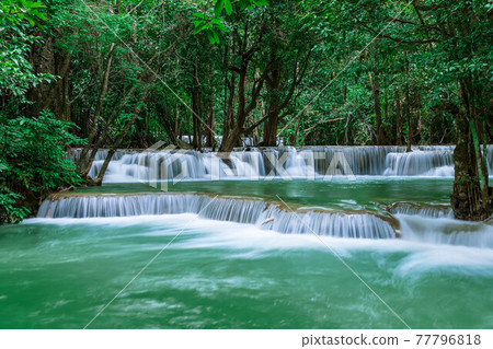 Huai Mae Khamin Waterfall level 2, Khuean Srinagarindra National Park, Kanchanaburi, Thailand 77796818