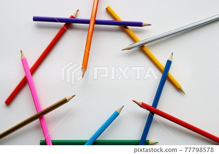 多彩彩色的鉛筆 77798578