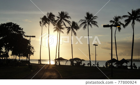 [夏威夷] 阿拉莫阿那，魔幻島的日落 77800924