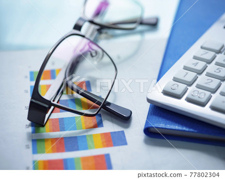 企業形象·圖·筆記本·眼鏡 77802304