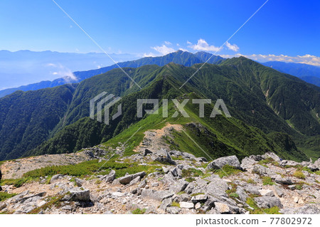從木曾駒山到內木山的山脊線 從木曾駒山到內木山的山脊線 77802972