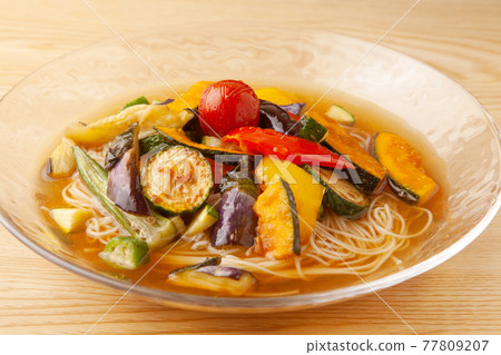 夏天蔬菜大豆麵條油煎了 77809207