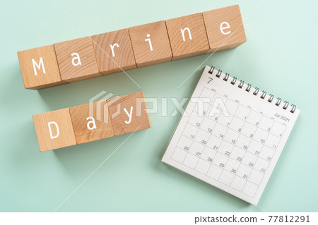 2021 年海洋日 | 積木和日曆,上面寫著“海洋日” 2021 年海洋日 | 積木和日曆,上面寫著“海洋日” 77812291