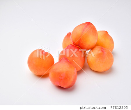 李子 李子 77812295