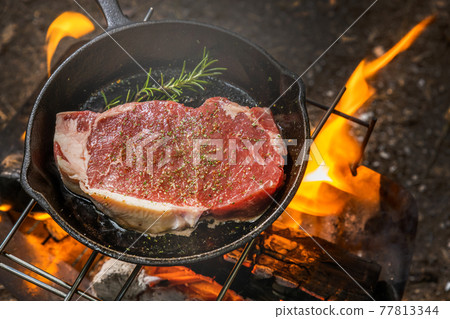 戶外牛排燒烤派對 77813344