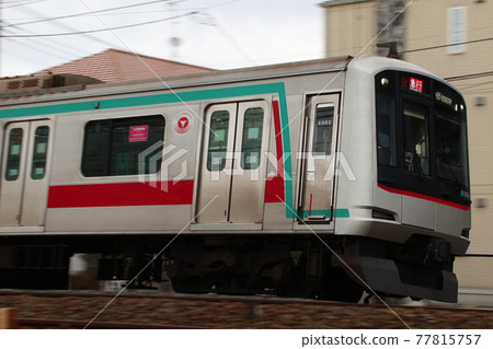 [DT] Tokyu Denentoshi Line 5000 series (Tobu Isesaki Line direct) 77815757
