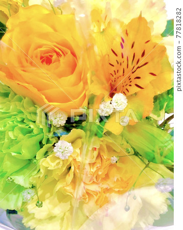 Yellow bouquet Yellow bouquet 77818282
