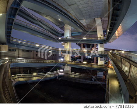 Konohana Ohashi Loop Pedestrian Bridge Konohana Ohashi Loop Pedestrian Bridge 77818336