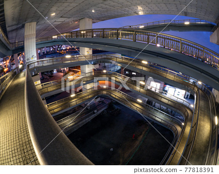 Konohana Ohashi Loop Pedestrian Bridge Konohana Ohashi Loop Pedestrian Bridge 77818391