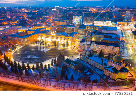 View from drone of main square in Lipetsk on winter evening 77820181