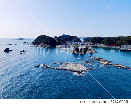 從天上看到的和歌山縣那智勝浦市“Ojaura Beach” 從天上看到的和歌山縣那智勝浦市“Ojaura Beach” 77826626