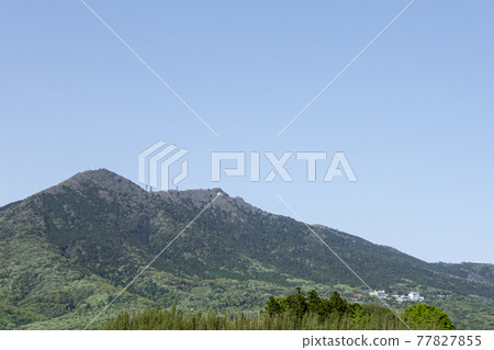 Mount Tsukuba in fine weather Mount Tsukuba in fine weather 77827855