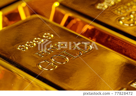Gold bars 1000 grams. Concept of success in business and finance. 77828472