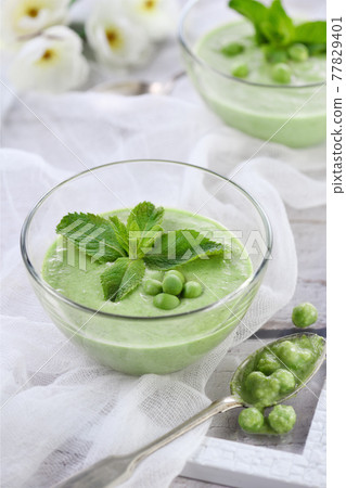 Green pea puree soup Green pea puree soup 77829401
