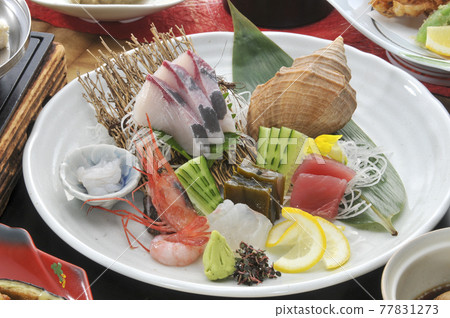 Japanese single dish Kaiseki with Japanese food Japanese single dish Kaiseki with Japanese food 77831273