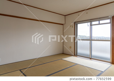 出租屋內的日式房間 77832599