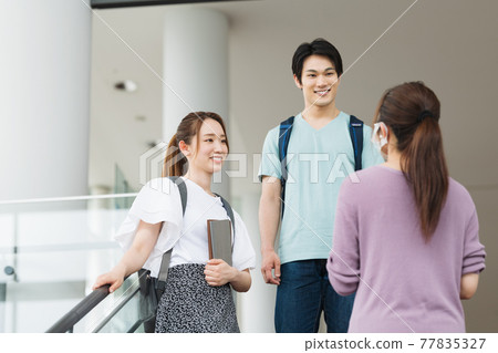 College students having fun conversations College students having fun conversations 77835327