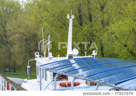 Navigation equipment on board a small tourist ship Navigation equipment on board a small tourist ship 77837879