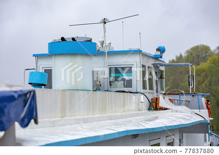 Navigation equipment on board a small tourist ship Navigation equipment on board a small tourist ship 77837880