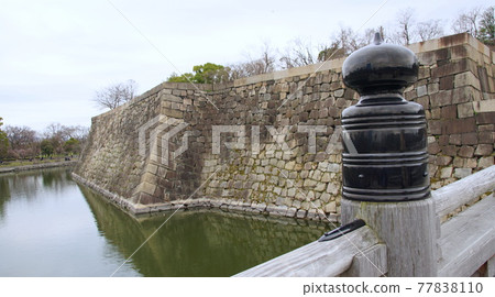 Osaka-jo Castle 77838110
