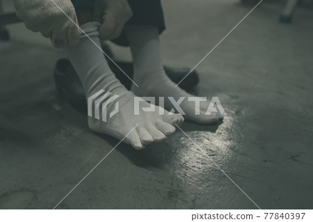 腳趾襪工廠工人 77840397
