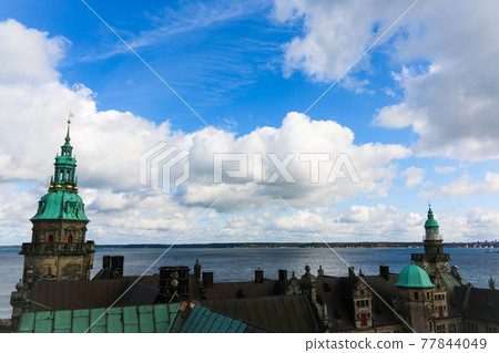 A bird's-eye view of Kronborg Castle, a World Heritage Site in Denmark 77844049