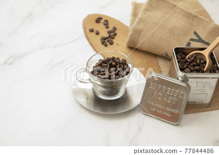 我想在家工作時堅持喝咖啡時間! 我想在家工作時堅持喝咖啡時間! 77844486