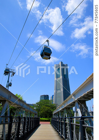 Landmark Tower and Yokohama Air Cabin seen from Canal Park 77845605
