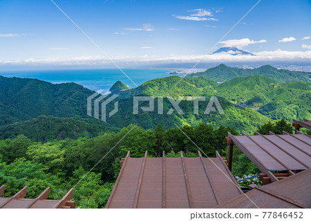 (Shizuoka Prefecture) Mt. Fuji seen from the Izunokuni Panorama Park observation deck (Shizuoka Prefecture) Mt. Fuji seen from the Izunokuni Panorama Park observation deck 77846452