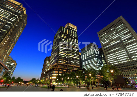 東京丸之內市容夜景 77847737