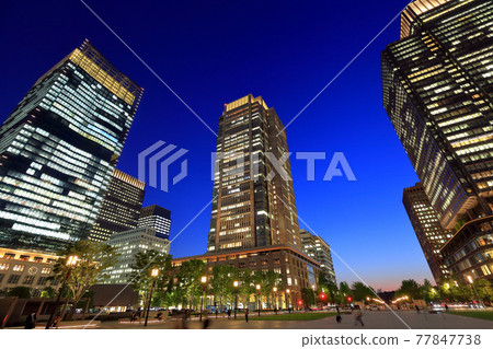 東京丸之內市容夜景 東京丸之內市容夜景 77847738