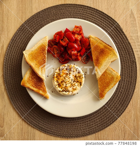 Grilled cheese with toast 77848198