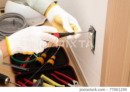 Electrical work construction site image 77861290