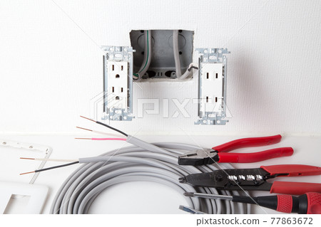 電氣工程 插座施工現場 電氣工程 插座施工現場 77863672