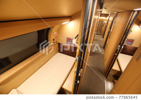 Sunrise Express trip! B sleeper private room, single Sunrise Express trip! B sleeper private room, single 77865645