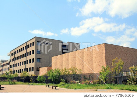 關西外國語大學 77866109