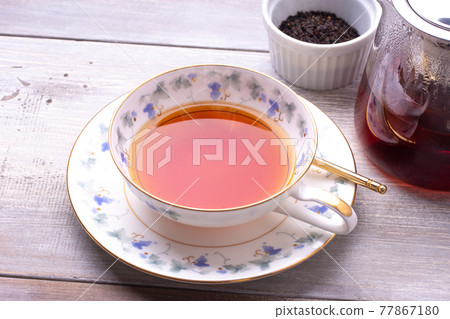 Black tea Black tea 77867180