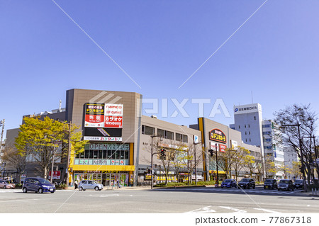 Cityscape of Niigata Station South Exit Intersection 77867318