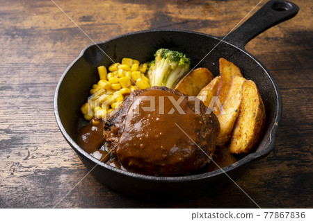 Demiglace hamburger steak 77867836