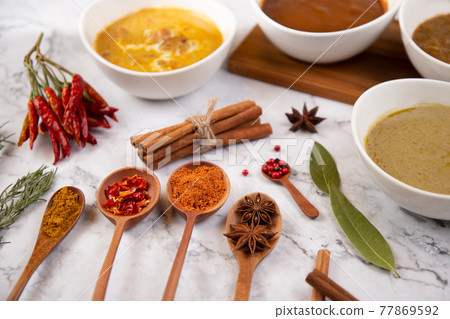 大理石香料和4種咖哩 大理石香料和4種咖哩 77869592