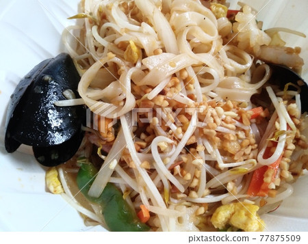 Padtaya海鮮炒麵 77875509