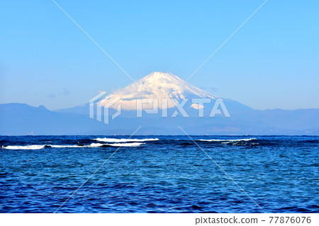 Mt. Fuji and Shiranami 77876076