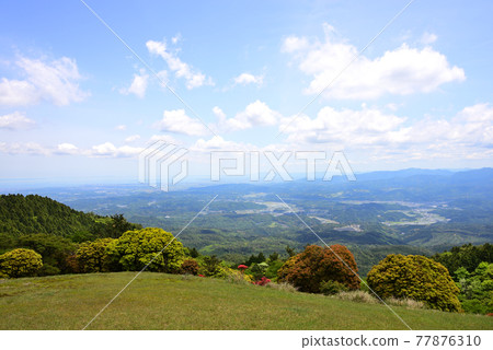 從三重縣青山高原眺望(2021 年 5 月春季) 從三重縣青山高原眺望(2021 年 5 月春季) 77876310