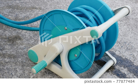 The light blue hose that was left at home 77877484