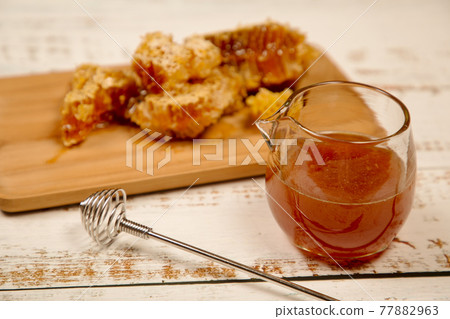 蜂窩和蜂蜜 蜂窩和蜂蜜 77882963