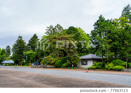 Tama Imperial Mausoleum in early summer 77883513